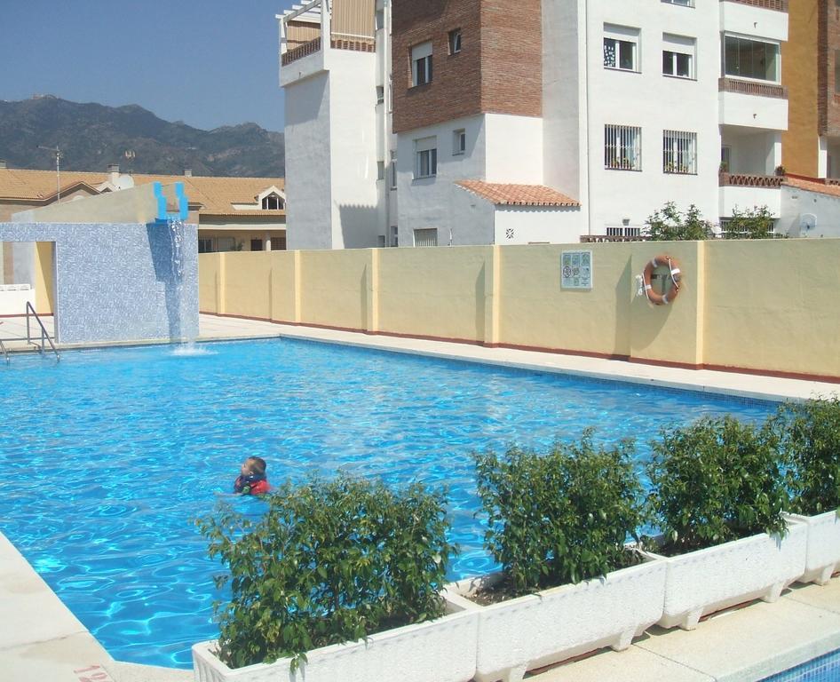 Benalmadenapartments Bbq Evita Club Apartamento *
